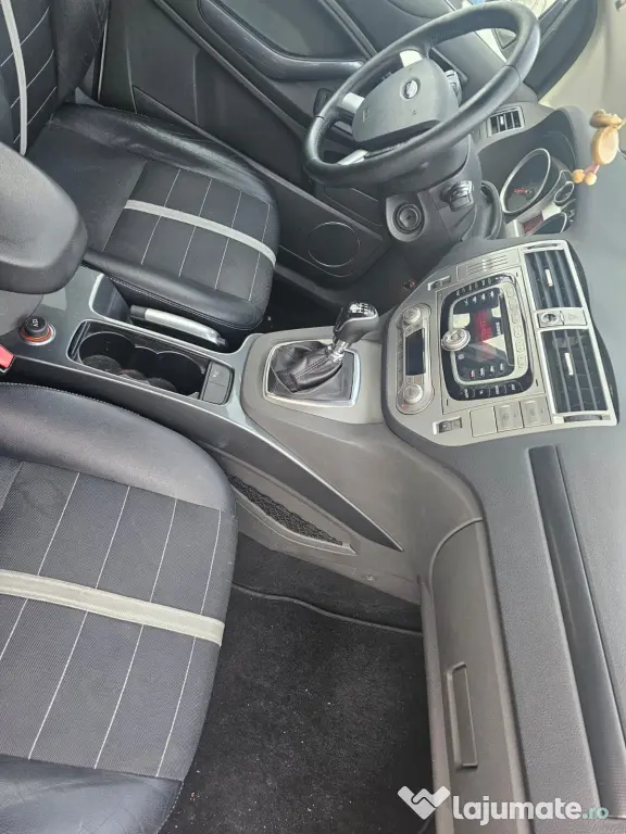 Vand ford Kuga 2011