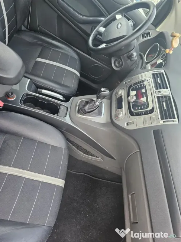 Vand ford Kuga 2011