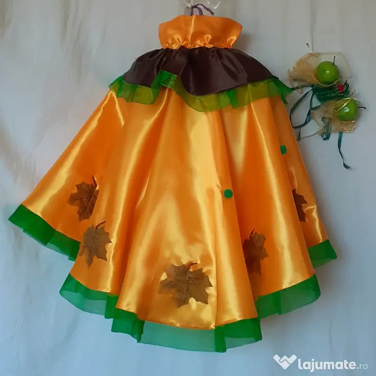 Pelerina Printul toamnei (Printesa toamnei) pentru copii ,145 lei