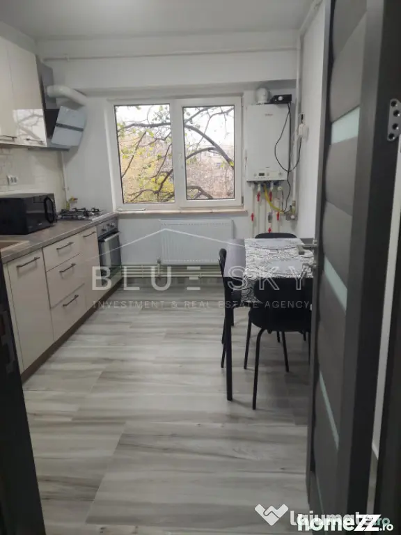 Scoala 7 - Apartament 3 cam decomandat - Constanta (Constanta)