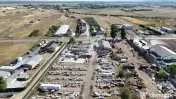 Depozit materiale de constructii/Teren 16400 mp/Tecuci