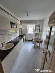 Apartament 2 camere decomandat, 70 mp, centrala si parcare,