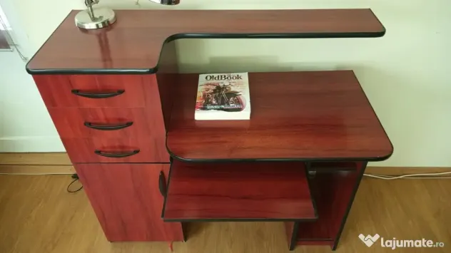 Birou PC, slim cu spatii depozitare