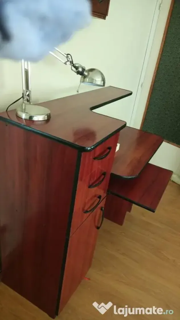 Birou PC, slim cu spatii depozitare