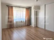 Apartament cu 2 camere decomandat + parcare proprie | Flore? 