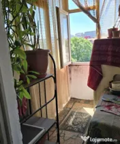 Apartament de vânzare 2 camere zona Dacia 