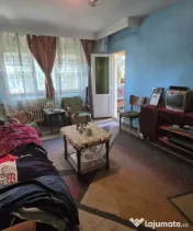 Apartament de vânzare 2 camere zona Dacia 