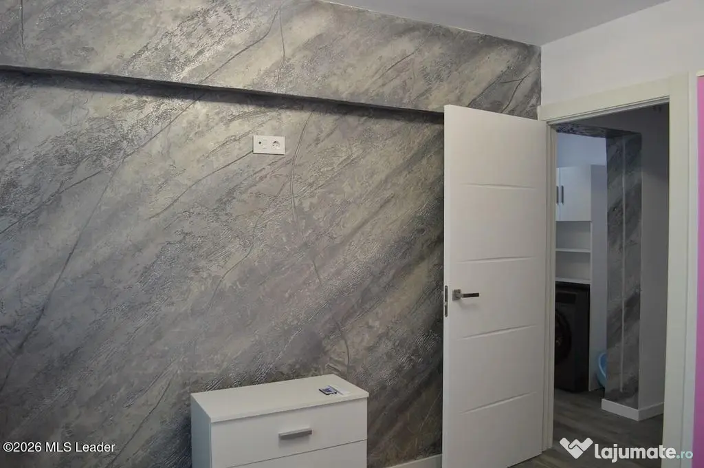 Nord - Apartament 3 Camere, 64 Mp - Pitesti (Arges)