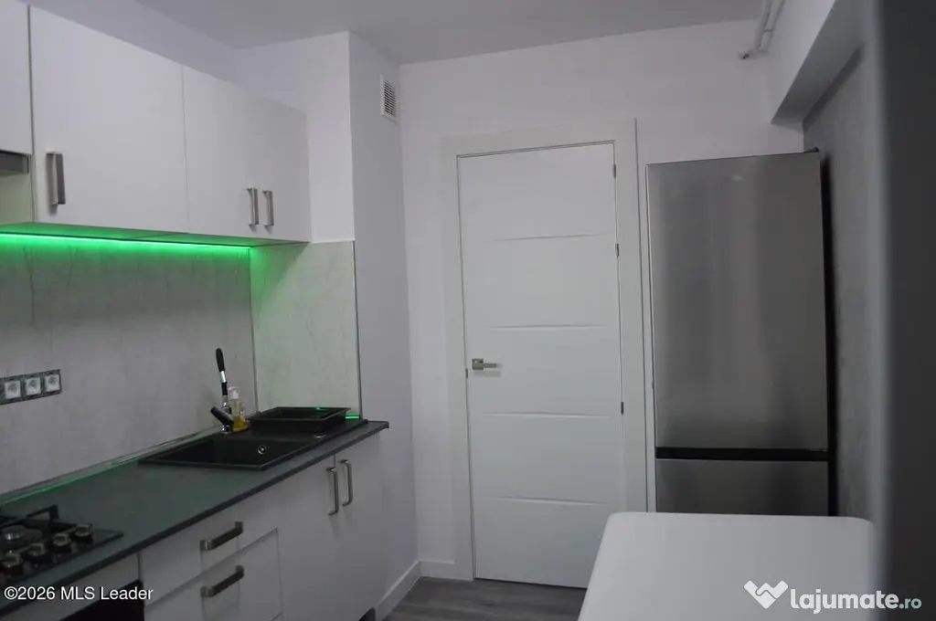 Nord - Apartament 3 Camere, 64 Mp - Pitesti (Arges)