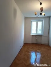 Apartament Cu 3 Camere Decomandate Etaj 1 - Zona George Enescu