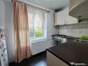 Garsoniera, et 1/4, bloc 1982, 38,42mp-Gorjului 