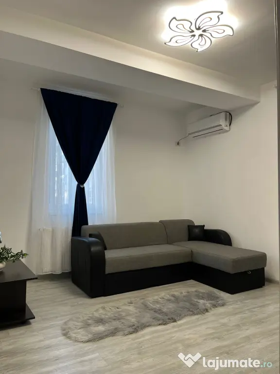 Apartament 2 camere de închiriat cu loc de parcare