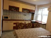 De inchiriat apartament 2 camere in zona Soarelui 