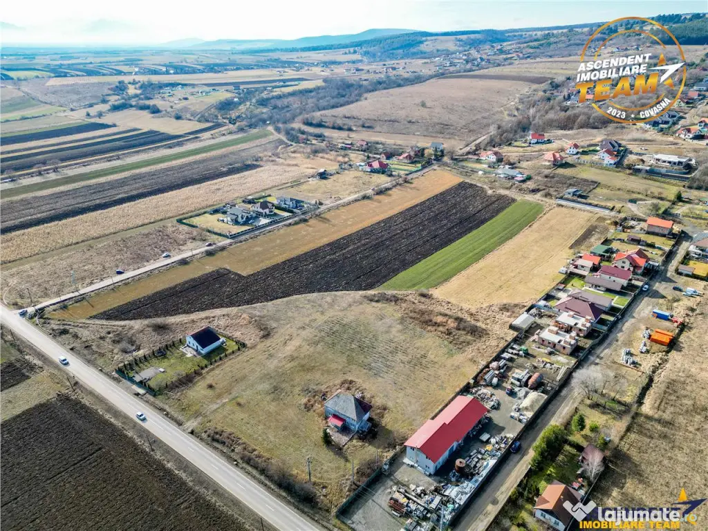 Proprietate remarcabila: 32.000mp teren, acces direct DJ112, - Sfantu Gheorghe (Covasna)