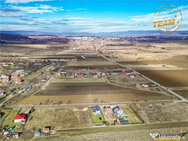 Proprietate remarcabila: 32.000mp teren, acces direct DJ112, - Sfantu Gheorghe (Covasna)