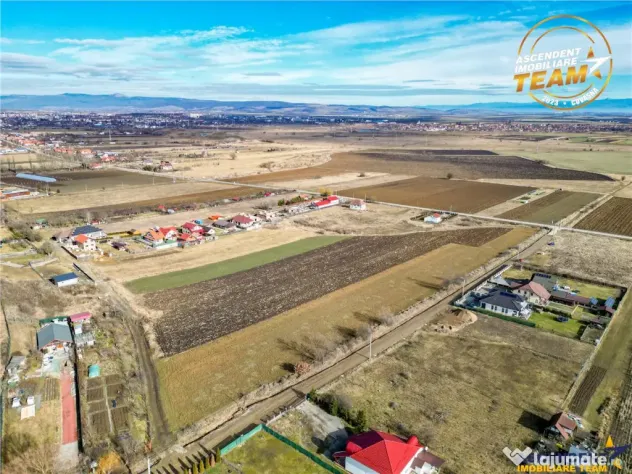 Proprietate remarcabila: 32.000mp teren, acces direct DJ112, - Sfantu Gheorghe (Covasna)