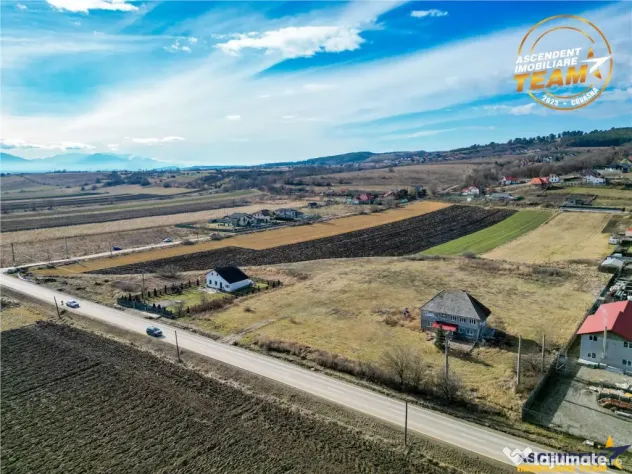 Proprietate remarcabila: 32.000mp teren, acces direct DJ112, - Sfantu Gheorghe (Covasna)