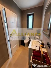Vă propun spre vânzare o casă P+1+pod, cu o suprafață utilă de 130 mp