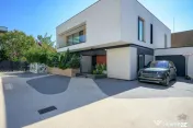 Vila Pipera - Complex Boutique Privat 