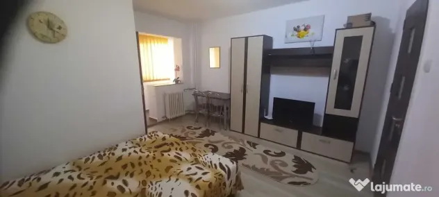 Dristor adrian carstea etaj 4 - Bucuresti (Bucuresti-Ilfov)
