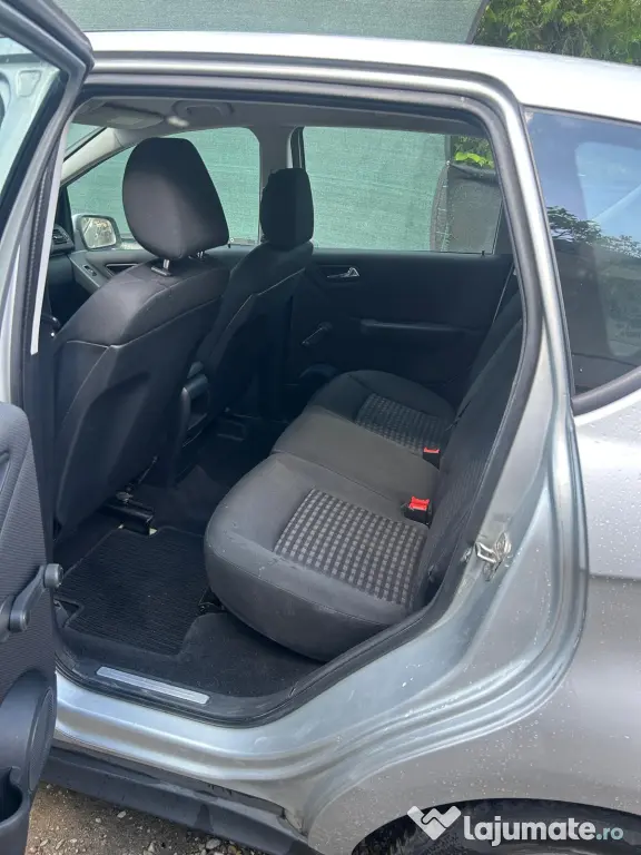 Vand Mercedes A180