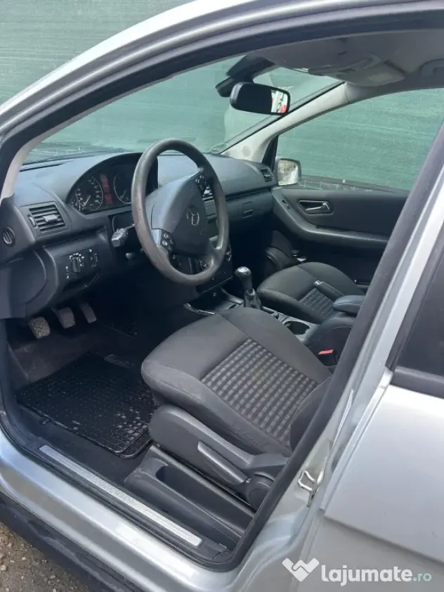 Vand Mercedes A180