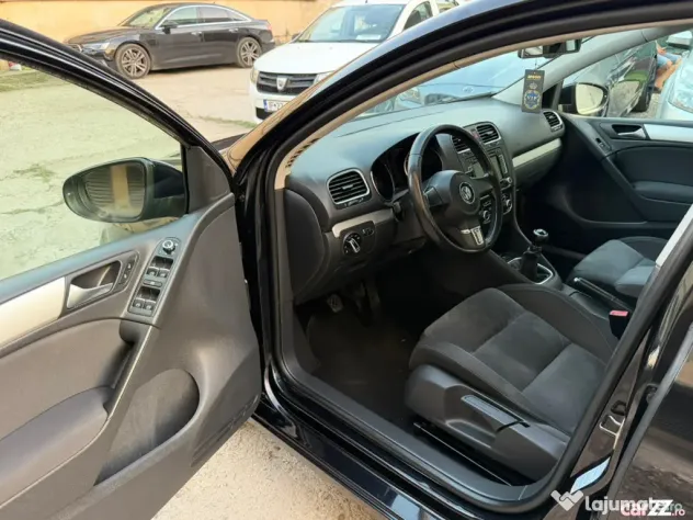 Vw Golf 6 1.4 TSI 122 CP • 05.2009 • Park Assist • Navi • Scaune Încălzite • R17 - Bucuresti (Bucuresti-Ilfov)