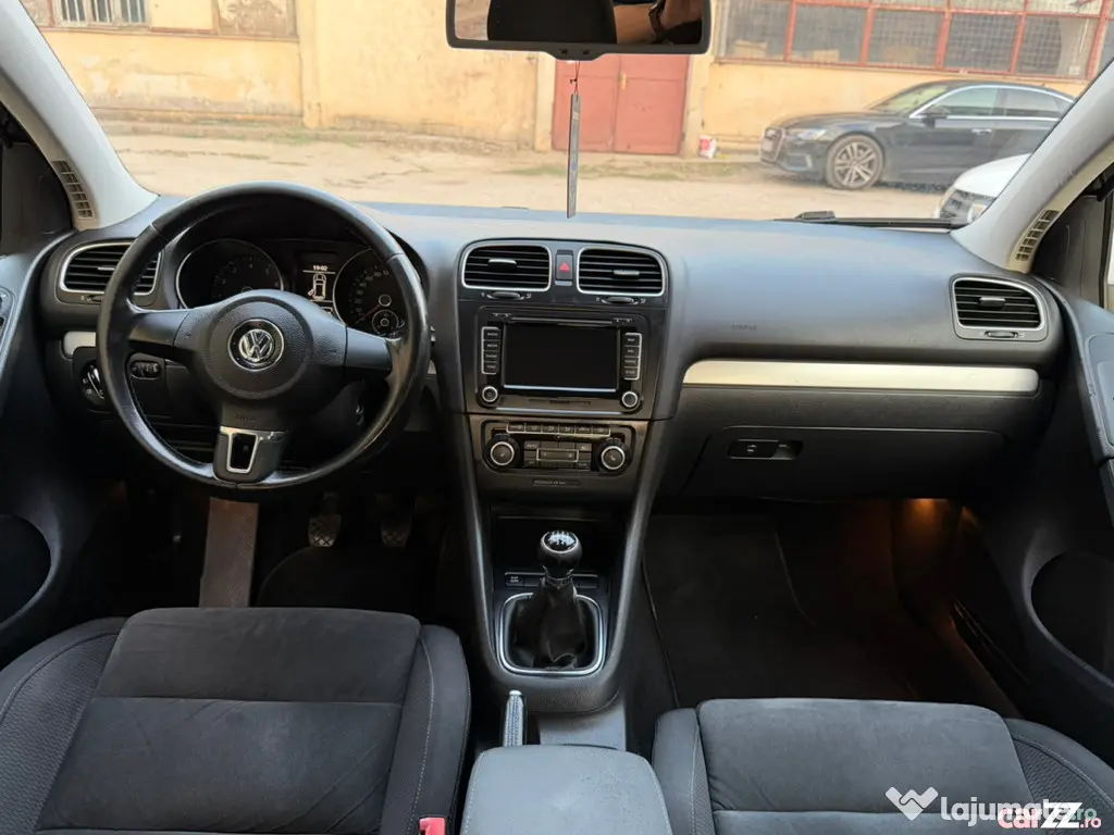 Vw Golf 6 1.4 TSI 122 CP • 05.2009 • Park Assist • Navi • Scaune Încălzite • R17 - Bucuresti (Bucuresti-Ilfov)