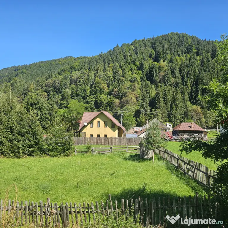 Teren în Sătic, Arges- intravilan 852 mp, vedere superbă spre Piatra Craiului