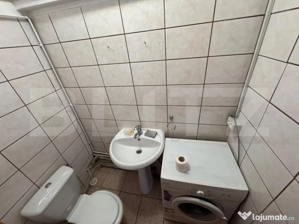 Apartament 3 camere decomandat de inchiriat,central,Zona KFC - Craiova (Dolj)