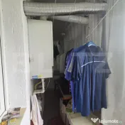 Două camere, două balcoane și etaj 2 – liniște în ini 
