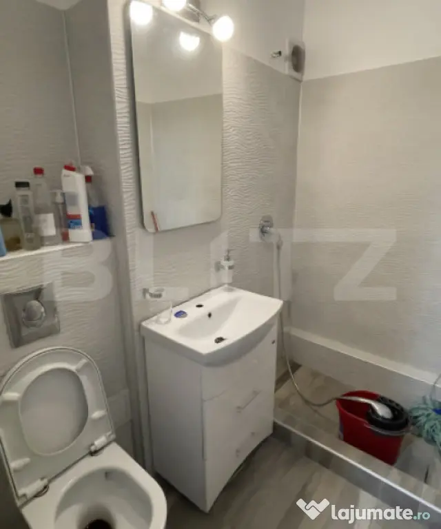 Apartament renovat complet, parter, potrivit pentru locuire - Pitesti (Arges)