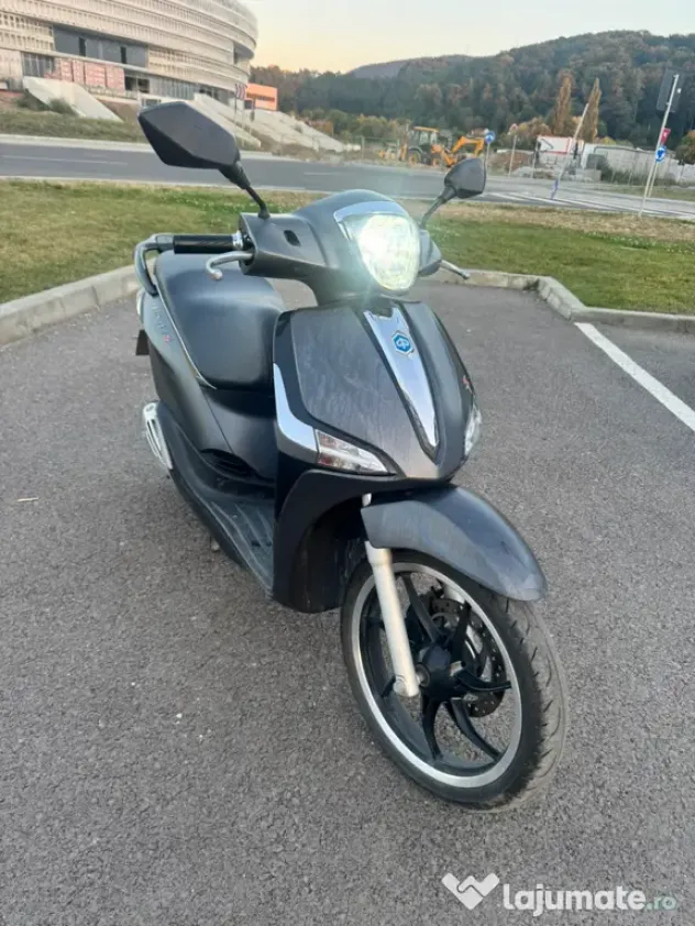Scuter Piaggio Liberty S 50