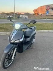 Scuter Piaggio Liberty S 50