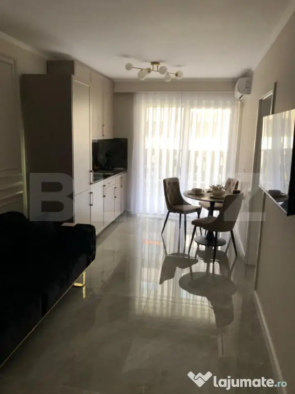 Apartament 2 camere, Complex AES, gradina proprie, parcare i - Oradea (Bihor)