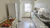 Inchiriez apartament 4 camere decomandat, Deva zona Liliacului, etaj 2