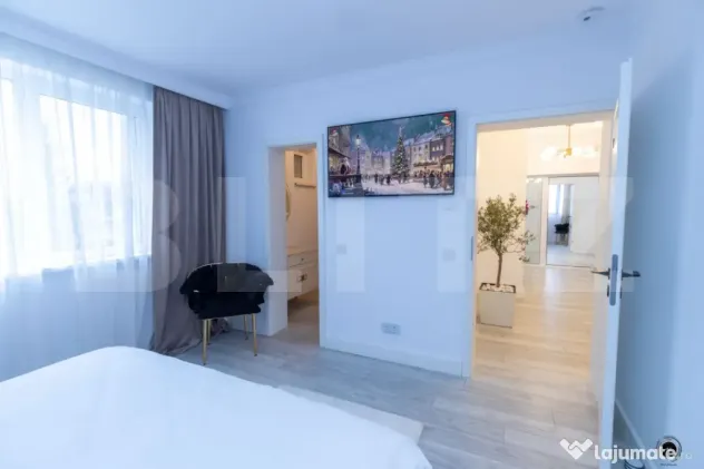 Vilă Exclusivistă 305 mp Util | 2 Piscine, SPA/Jacuzzi | - Santana De Mures (Mures)