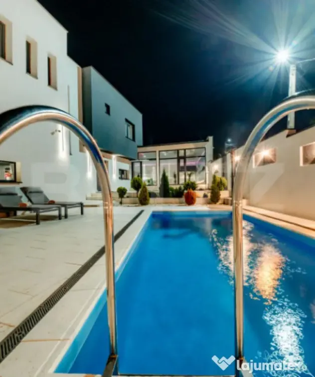 Vilă Exclusivistă 305 mp Util | 2 Piscine, SPA/Jacuzzi | - Santana De Mures (Mures)