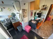 Garsonieră decomandată, etaj 3/4, loc de parcare – zona Școala 8 