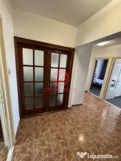 Apartament 3 Camere, Decomandat, Ideal pt Studen#539;i/Stude 