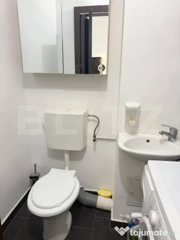 Încheriere Apartament 3 Camere Ultracentral - Oradea (Bihor)