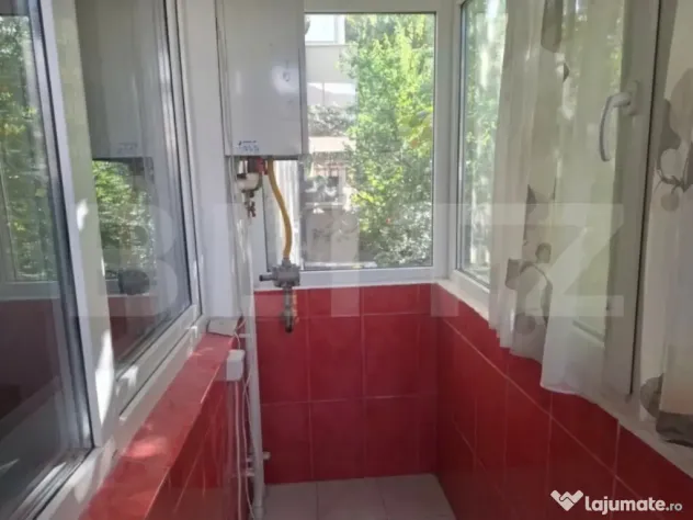 Apartament de vanzare etaj 1 zona linistita - Titu (Dambovita)