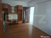 Apartament de vanzare etaj 1 zona linistita