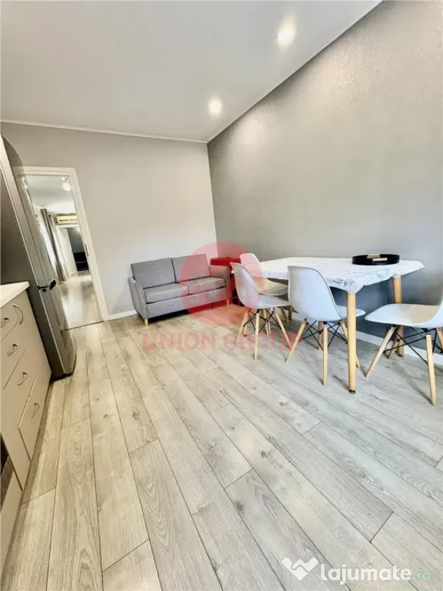Apartament 2 Camere Semidecomandat de #206;nchiriat Faleza N - Constanta (Constanta)