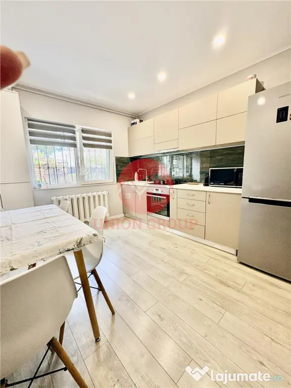 Apartament 2 Camere Semidecomandat de #206;nchiriat Faleza N - Constanta (Constanta)