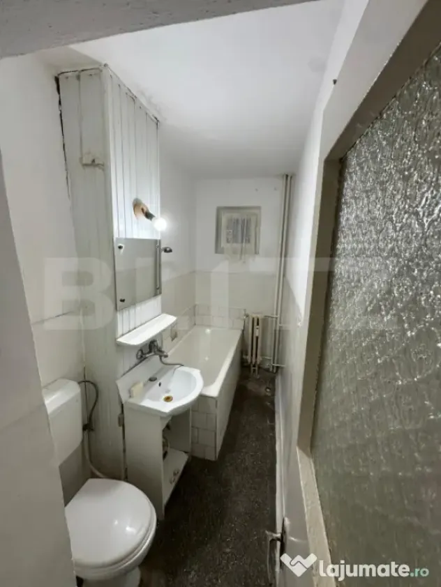 Apartament 2 camere, 43 mp, zona Liceului Spiru Haret - Suceava (Suceava)