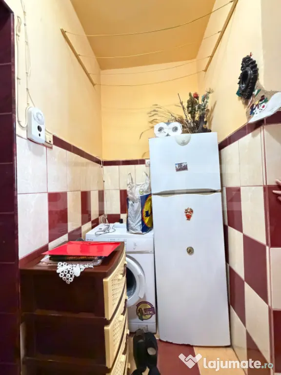 Garsoniera , etaj 2, zona Tineretului - Turda (Cluj)