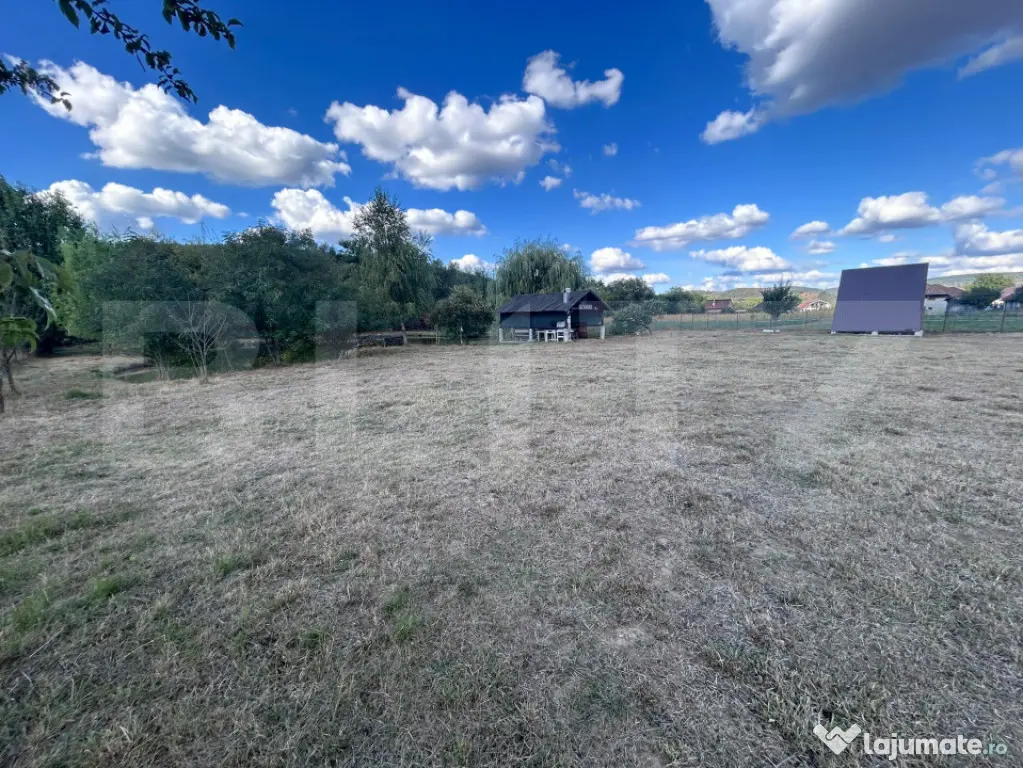 Teren intravilan, 3.805 mp, zona Soimeni - Cluj-Napoca (Cluj)