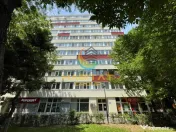 Apartament 3 camere-mobilat+ boxa+ parcare 
