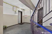 Apartament 3 camere, două băi de vânzare - Str Poetului 